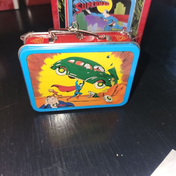Hallmark Superman Keepsake Ornament 1998 Commemorative Edition Retro Lunch Box - Picture 2 of 5